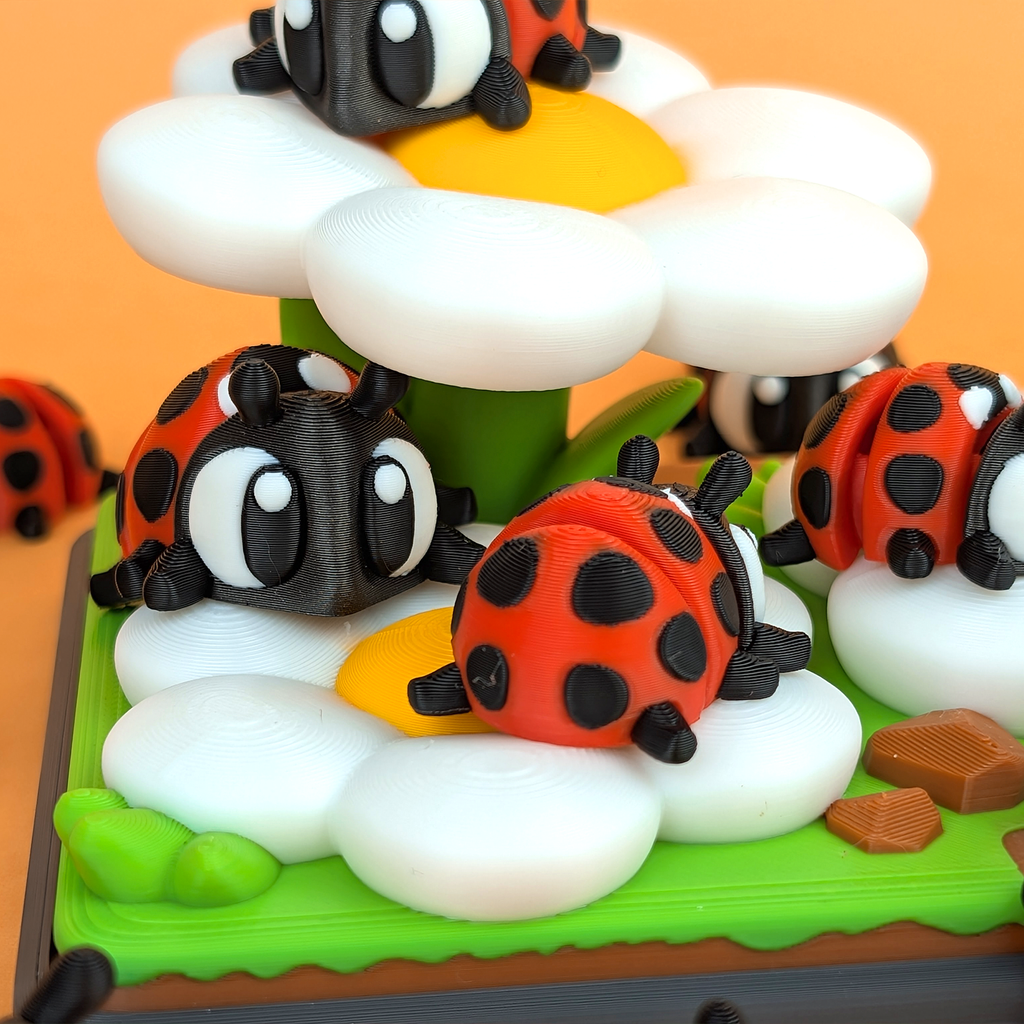 Flexi Ladybug & Flower Playset