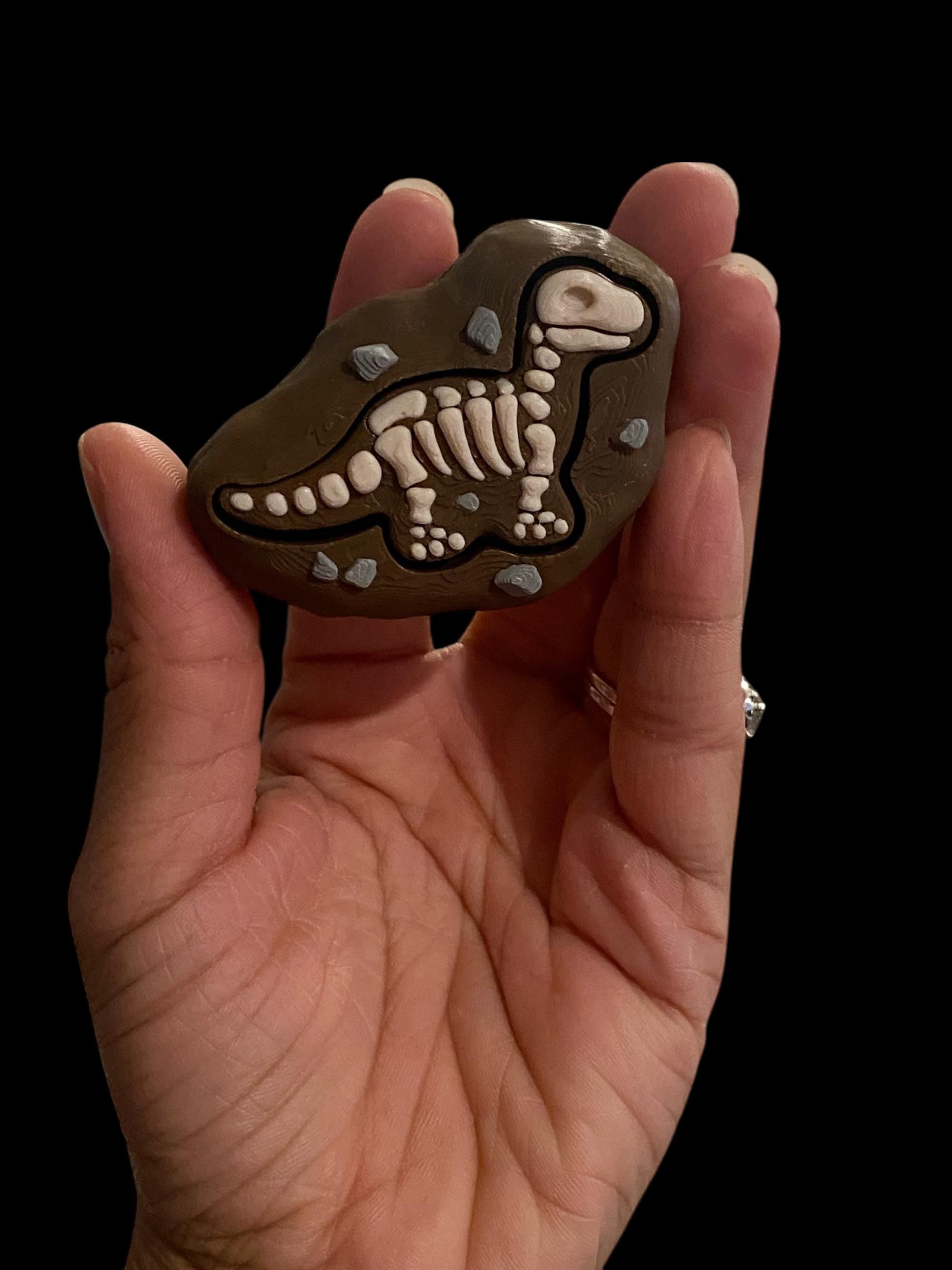 Tactile Dinosaur Fossil Anxiety Fidget Clicker Keychain | Dino Sensory Toy | 3D Printed Stress Reliver