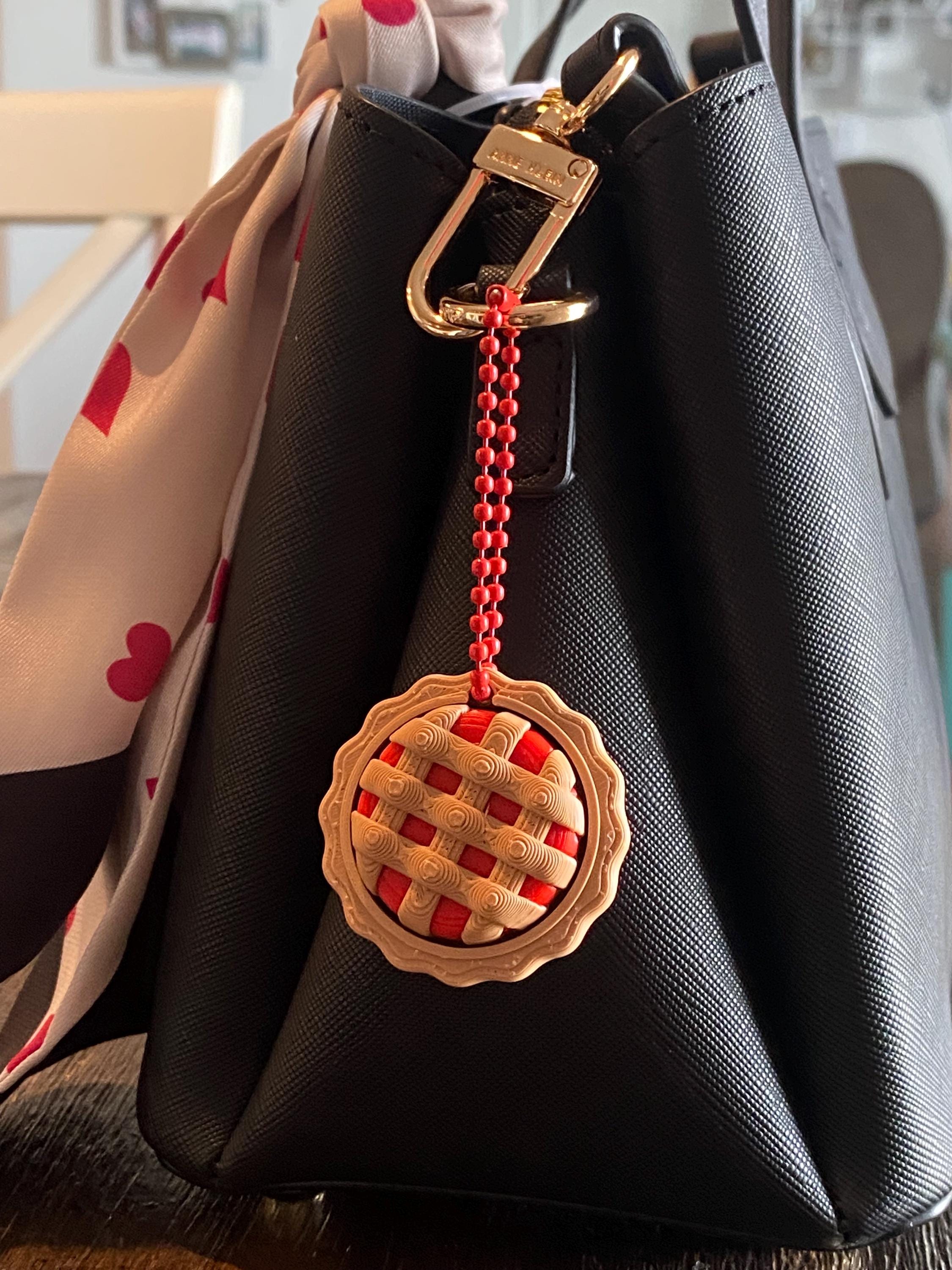Delicious Twisty Pie Fidget Clicker Keychain | Kawaii Food Sensory Toy, 3D Printed Stress Relief
