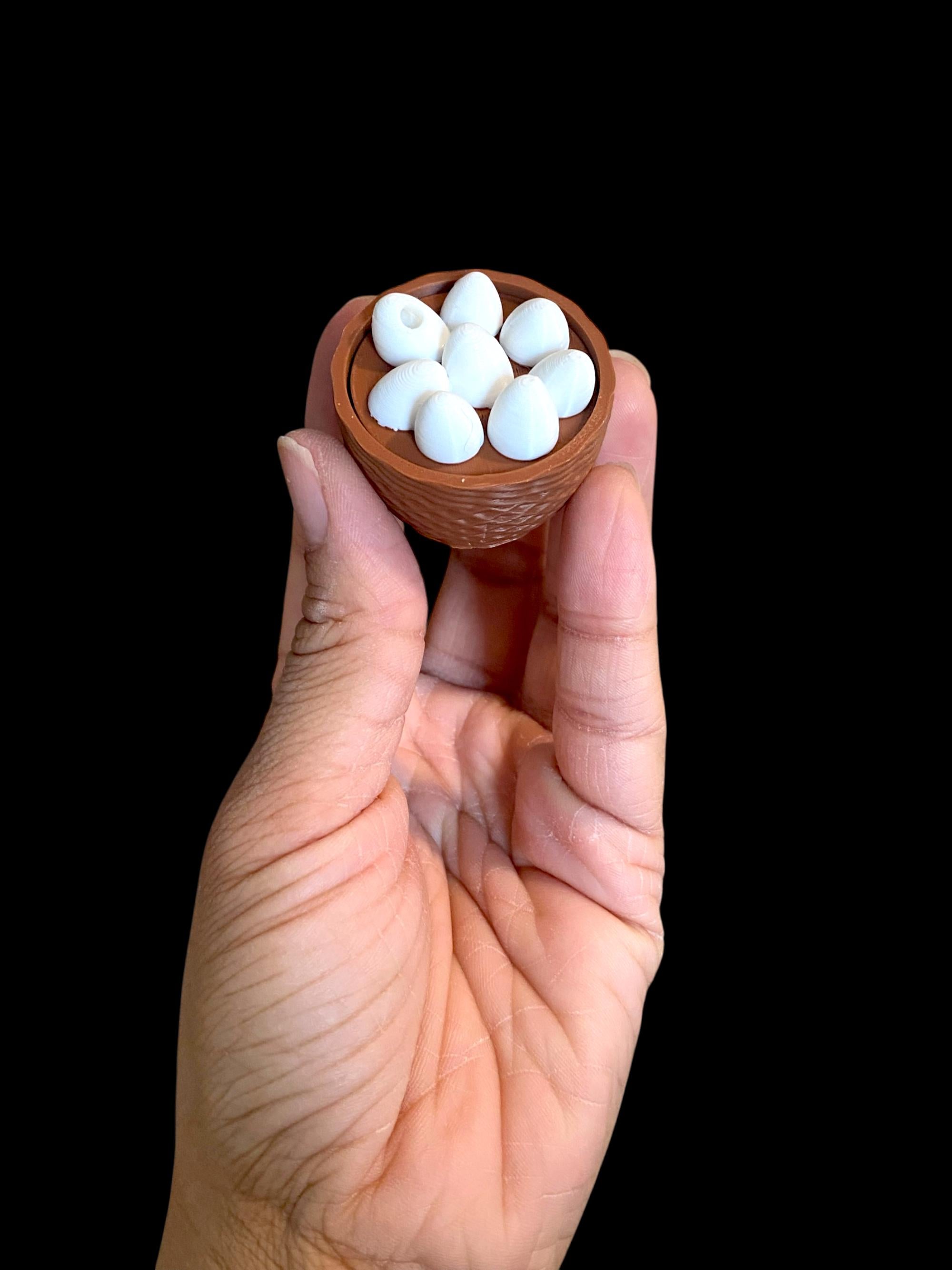 Basket of Eggs Fidget Clicker Keychain | 3D Printed Sensory Toy | Anxiety Relief Gift