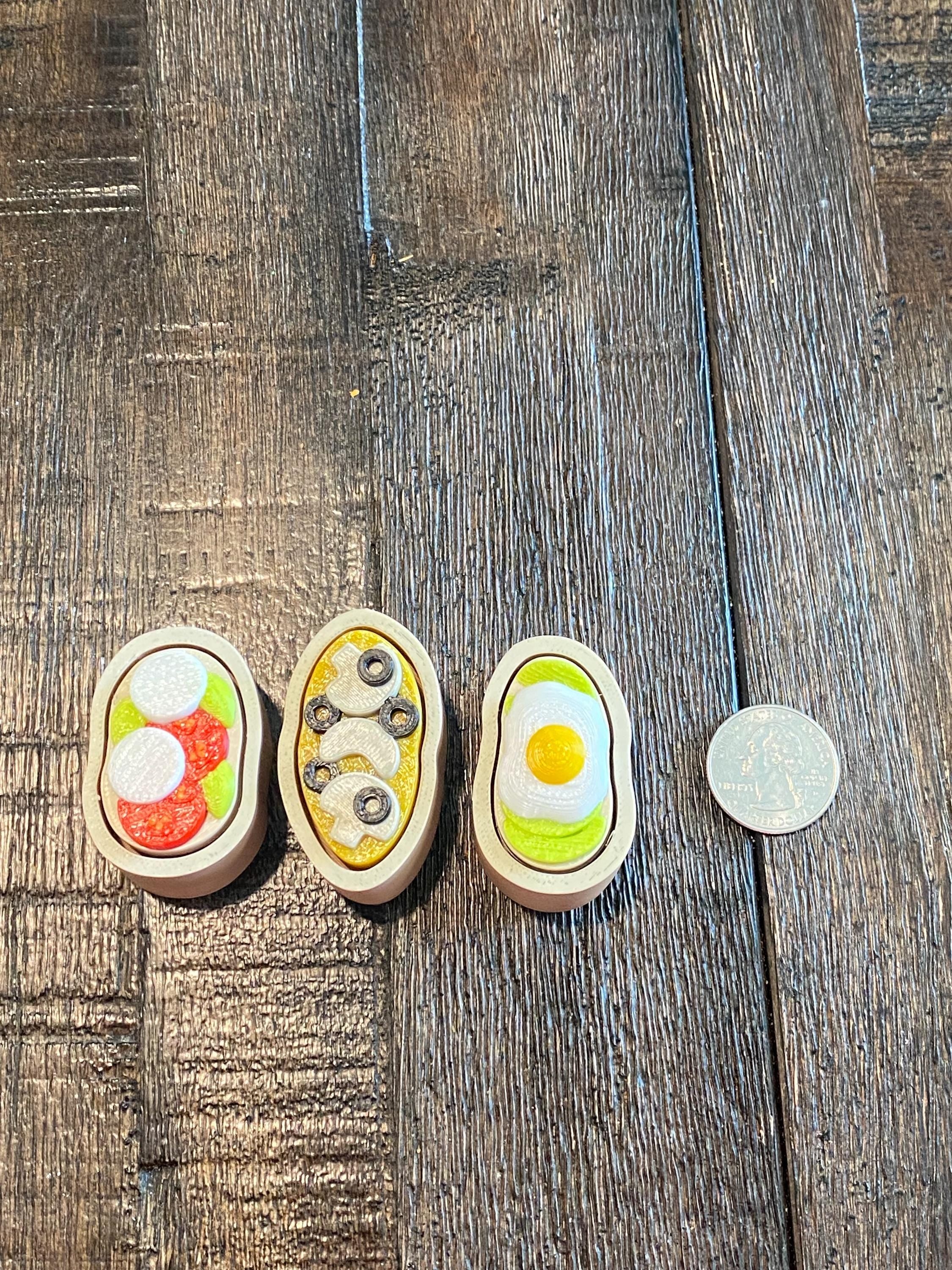 Tiny Bruschetta Bite Fidget Clicker Keychain | 3D Printed Sensory Toy | Foodie Gift