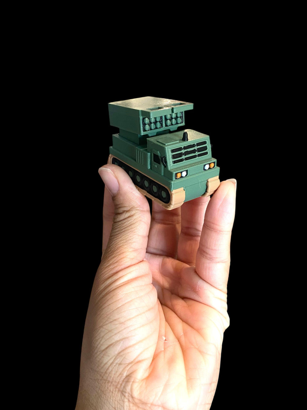 M270 MLRS Fidget Clicker Keychain | 3D Printed Sensory Toy | Unique Anxiety Relief Gift