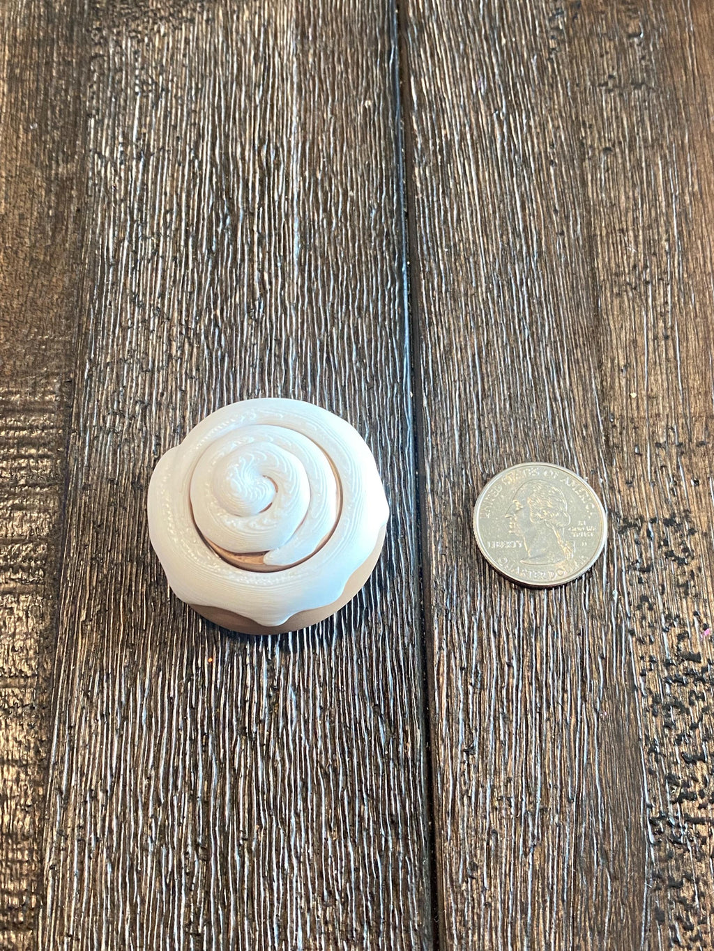 Sweet Cinnamon Roll Anxiety Fidget Clicker Keychain | Kawaii Dessert Sensory Toy
