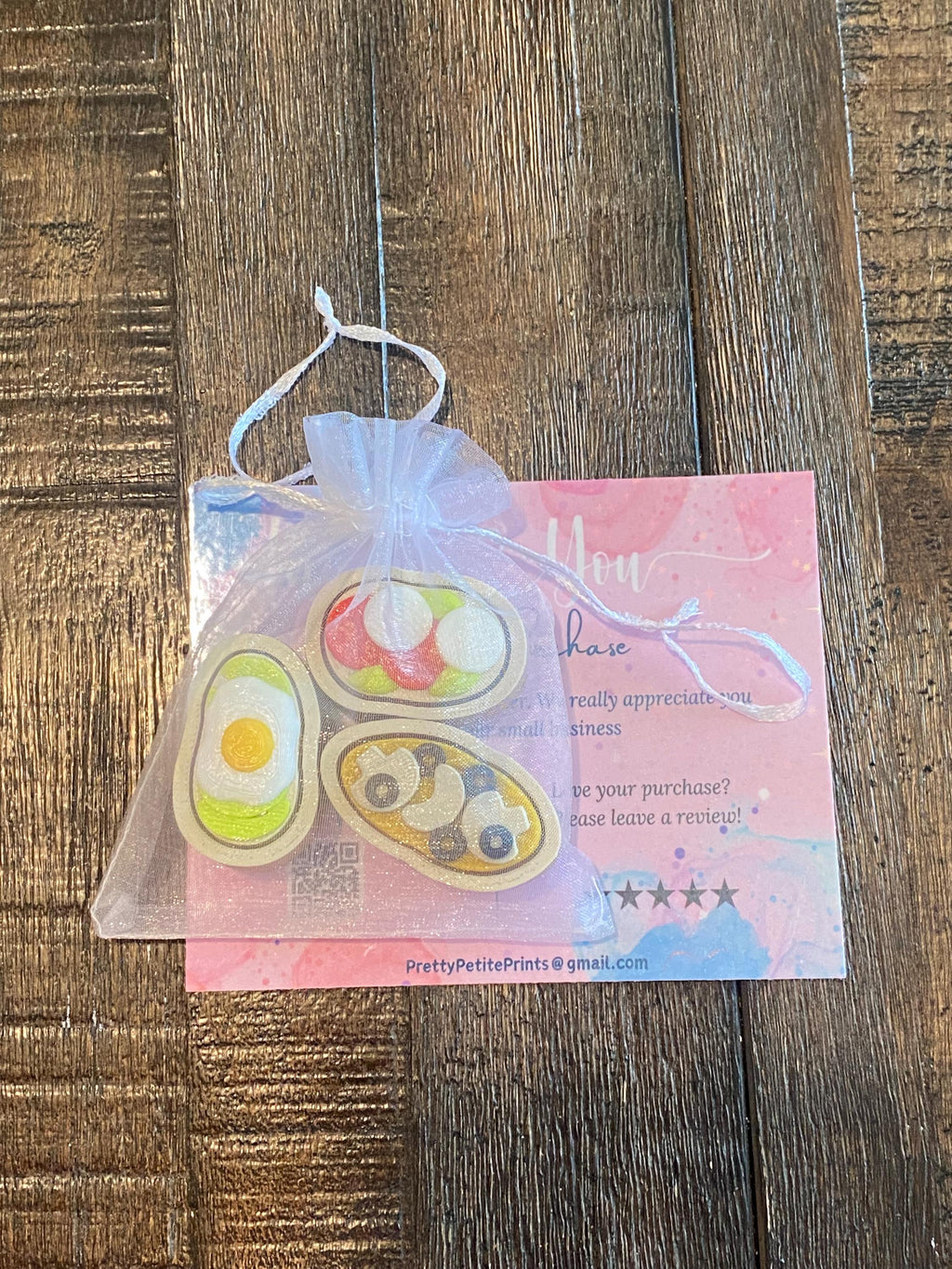Tiny Bruschetta Bite Fidget Clicker Keychain | 3D Printed Sensory Toy | Foodie Gift