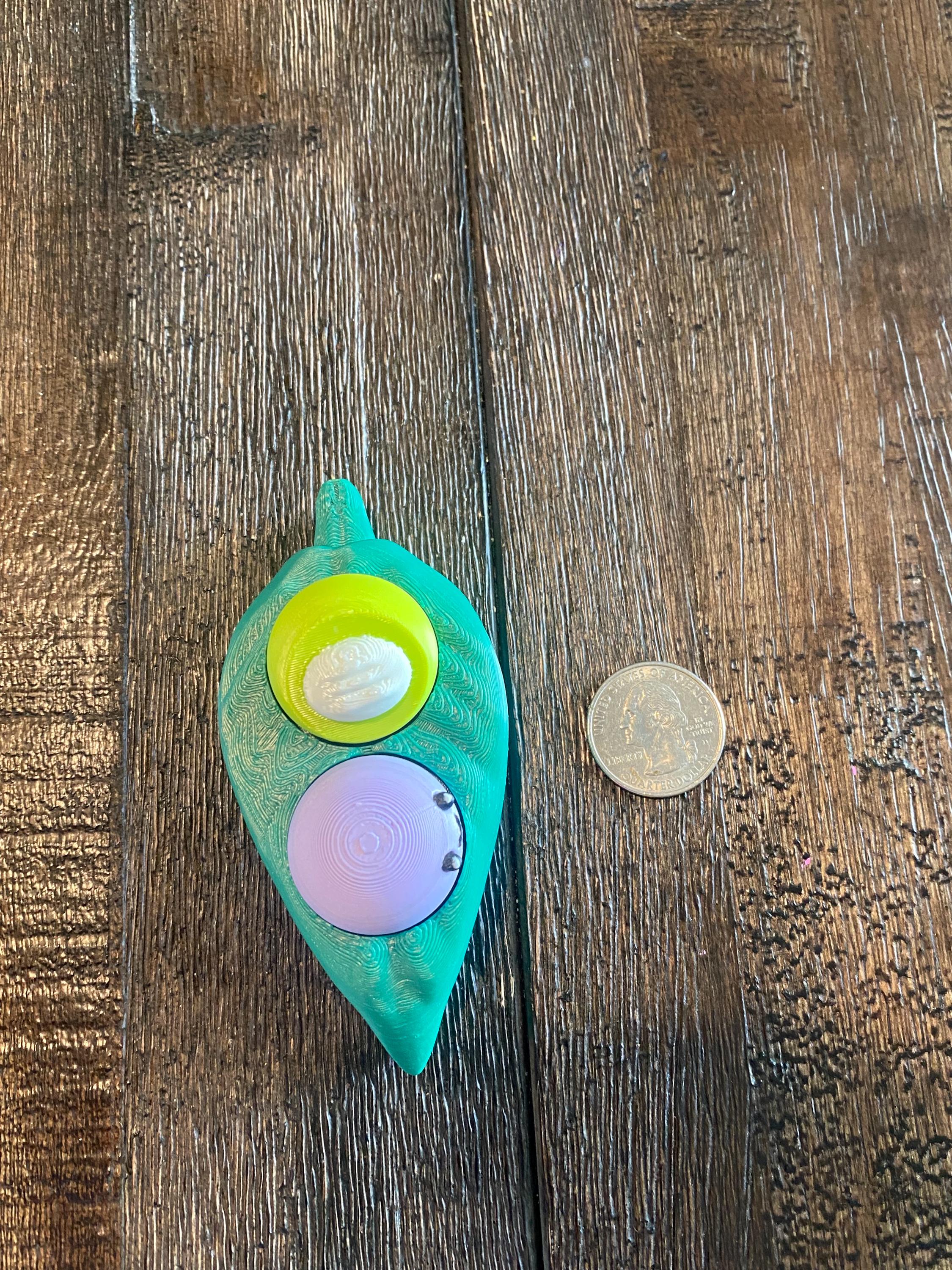 Kawaii Mochi Leaf Fidget Clicker Keychain | 3D Printed Sensory Toy | Foodie Gift