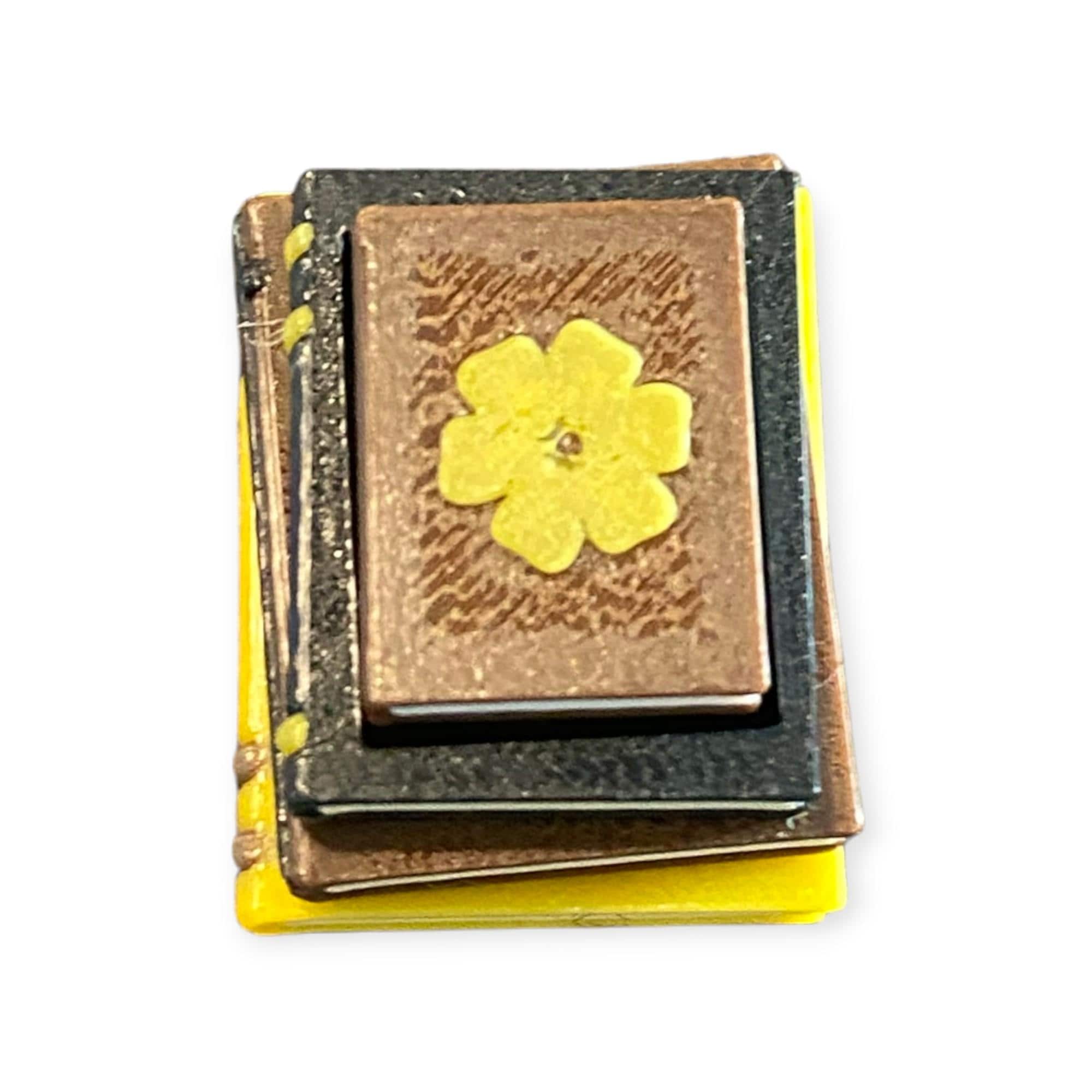 Stacked Books Fidget Clicker Keychain | 3D Printed Sensory Toy | Book Lover Gift