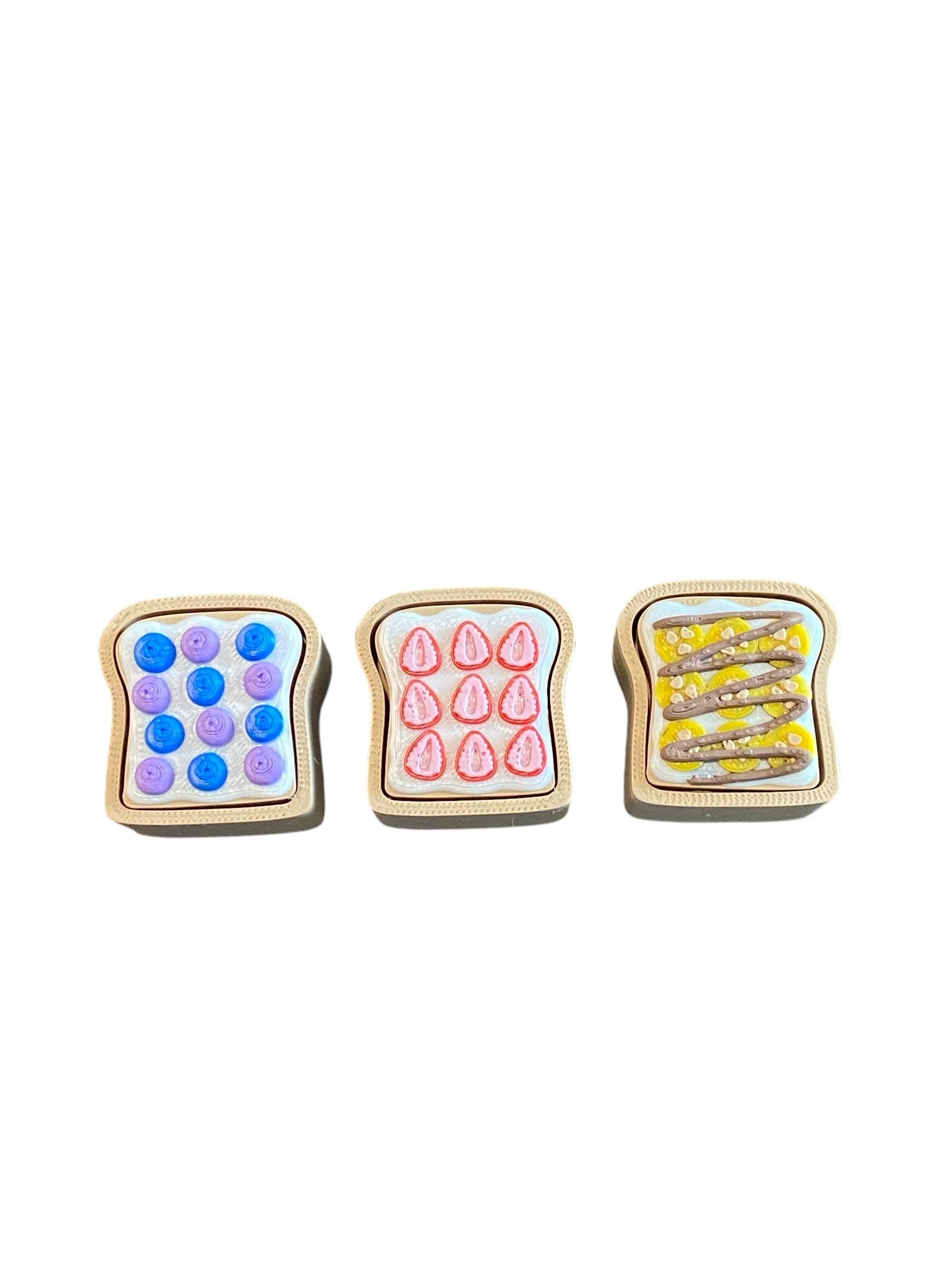 Breakfast Toast Fidget Clicker Keychain | 3D Printed Sensory Toy | Foodie Gift